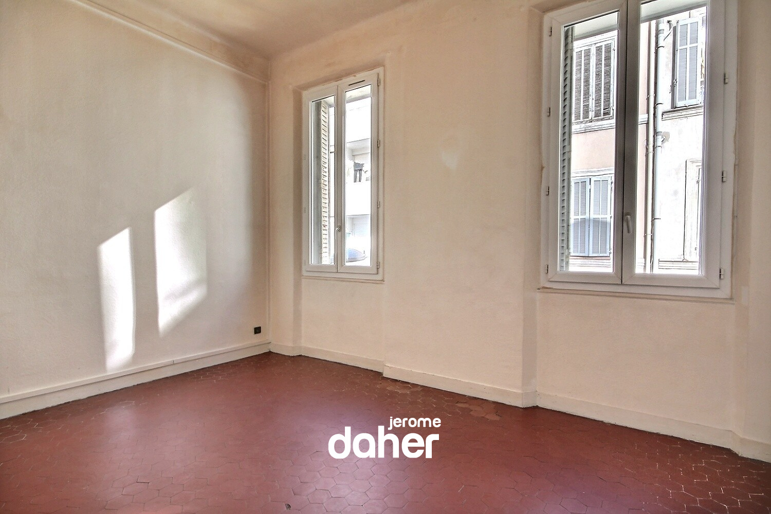 Vente Appartement 60m² 3 Pièces à Marseille (13006) - J Daher Immobilier